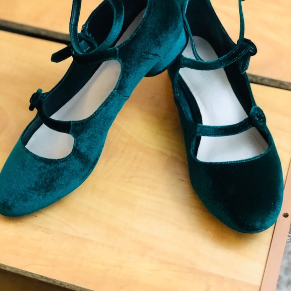 ANTHROPOLOGIE CHELSEA VELVET STRAPPY SHOE SZ 9.5 - Picture 5 of 7